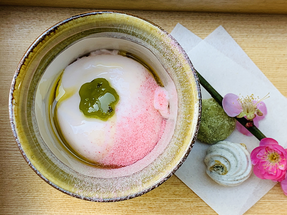 桜のブラン・マンジェ/ Restaurant LE UN