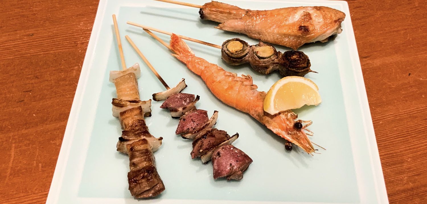 博多の食は焼き鳥にあり あらためて紹介します博多の王道焼鳥3選 食の専門サイト Umaga セレクト Muto ミュート 大人の好奇心を旅するwebマガジン